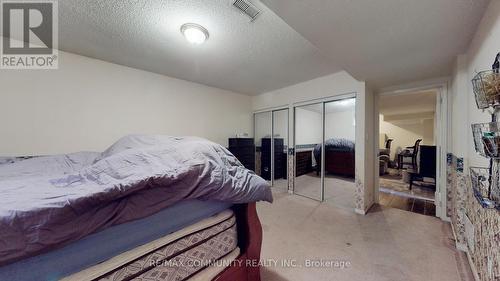 843 9Th Line S, Innisfil, ON - Indoor Photo Showing Bedroom