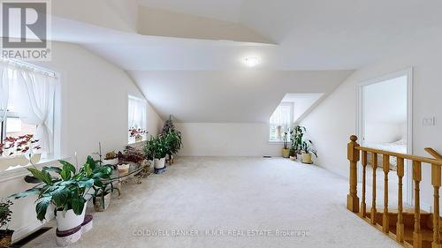 32 Love Court, Richmond Hill, ON - Indoor Photo Showing Bathroom