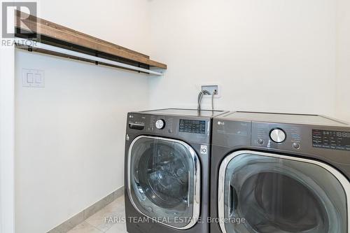 26 Dunes Drive, Wasaga Beach, ON - Indoor Photo Showing Laundry Room
