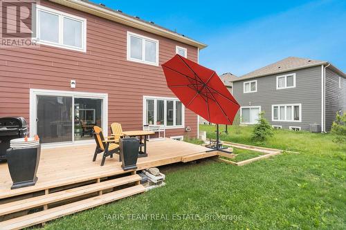 26 Dunes Drive, Wasaga Beach, ON - Outdoor With Exterior
