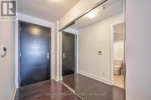 709 - 1080 Bay Street, Toronto, ON - Indoor Photo Showing Other Room