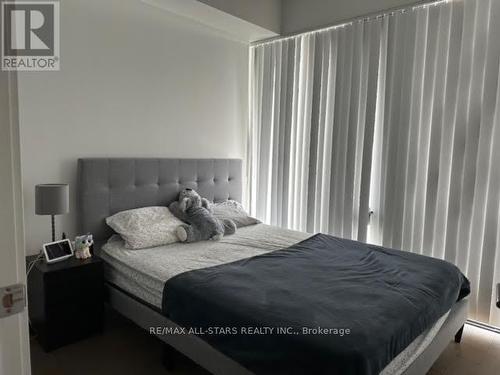 907 - 185 Roehampton Avenue, Toronto, ON - Indoor Photo Showing Bedroom