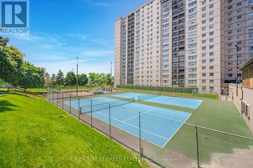 901 - 5 Parkway Forest Drive, Toronto, ON - Outdoor