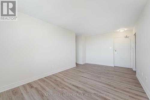 901 - 5 Parkway Forest Drive, Toronto, ON - Indoor Photo Showing Other Room