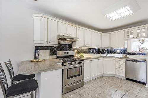 142 West Street, Oakville, ON - Indoor Photo Showing Kitchen