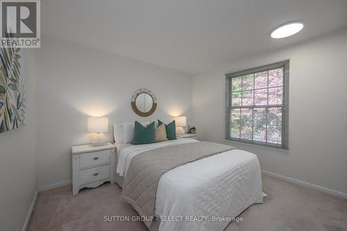 5 Spencer Court, London, ON - Indoor Photo Showing Bedroom