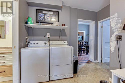 59 East Street, St. Thomas (Sw), ON - Indoor Photo Showing Laundry Room