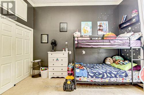 59 East Street, St. Thomas (Sw), ON - Indoor Photo Showing Bedroom