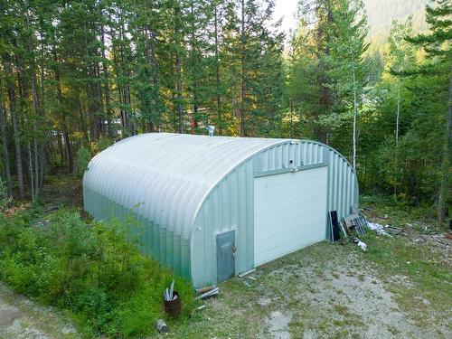 933 Oster Road, Golden, BC 