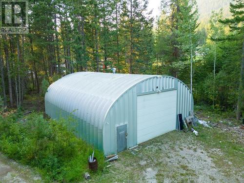 933 Oster Road, Golden, BC - Outdoor