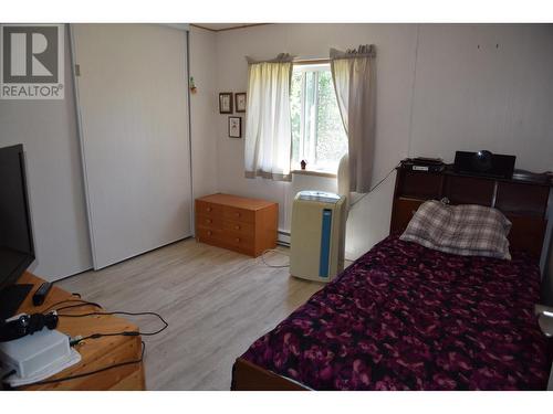 5650 Quesnel-Hixon Road, Quesnel, BC - Indoor Photo Showing Bedroom