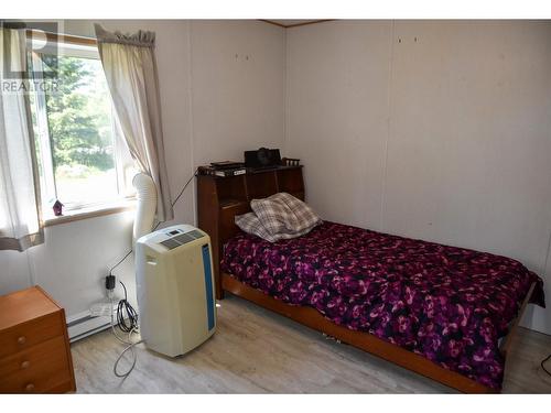 5650 Quesnel-Hixon Road, Quesnel, BC - Indoor Photo Showing Bedroom