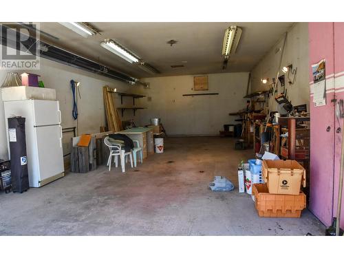 5650 Quesnel-Hixon Road, Quesnel, BC - Indoor Photo Showing Garage