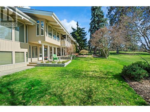 930 Fairway Crescent, Kelowna, BC - Outdoor With Deck Patio Veranda