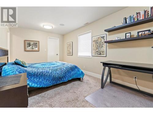 930 Fairway Crescent, Kelowna, BC - Indoor Photo Showing Bedroom