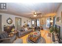 447 Ibis Avenue, Vernon, BC  - Indoor Photo Showing Living Room 