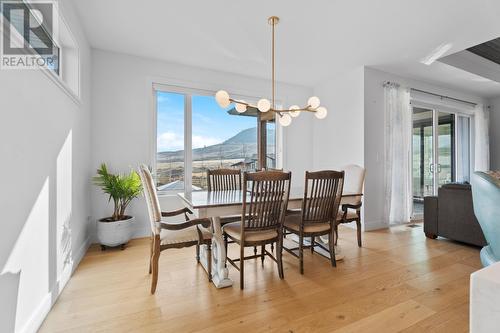 362 Rue Cheval Noir, Kamloops, BC - Indoor Photo Showing Dining Room