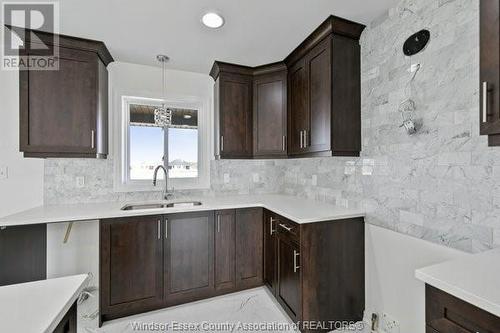 34 Kingsbridge, Amherstburg, ON - Indoor Photo Showing Kitchen With Double Sink
