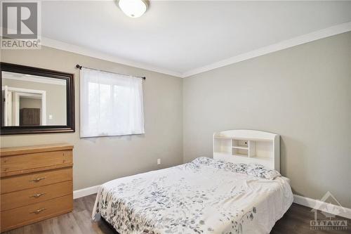 136 Burke Street, Ottawa, ON - Indoor Photo Showing Bedroom