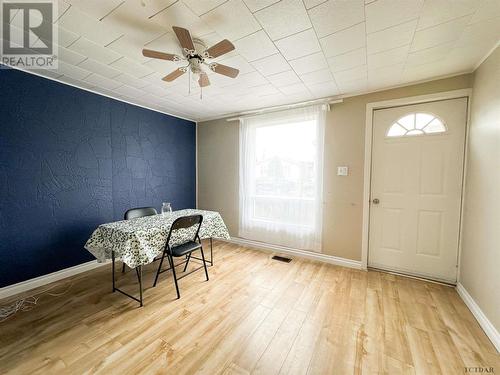 667 Paradis St, Iroquois Falls, ON - Indoor Photo Showing Other Room