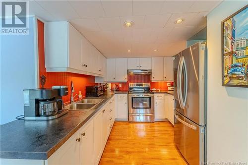 22 Marks Point Road, Dufferin, NB - Indoor Photo Showing Kitchen With Double Sink