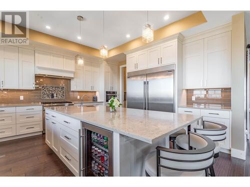 1356 Mine Hill Drive, Kelowna, BC - Indoor Photo Showing Kitchen With Upgraded Kitchen