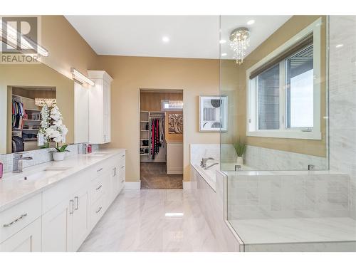 1356 Mine Hill Drive, Kelowna, BC - Indoor Photo Showing Bathroom