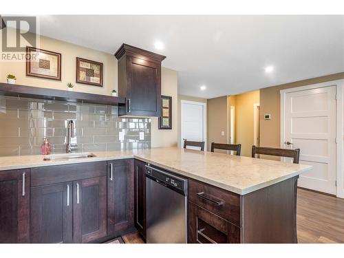 1356 Mine Hill Drive, Kelowna, BC - Indoor Photo Showing Kitchen