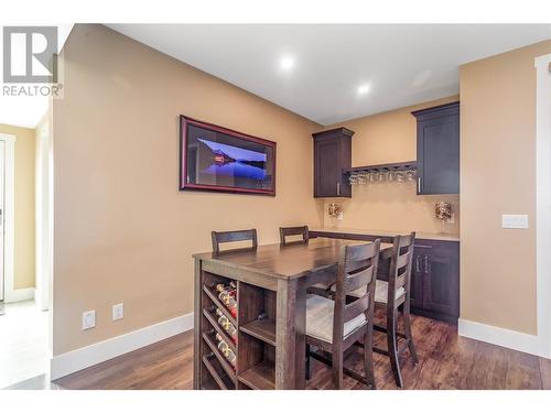 1356 Mine Hill Drive, Kelowna, BC - Indoor Photo Showing Dining Room