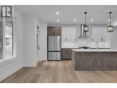 2835 Canyon Crest Drive Unit# 26, West Kelowna, BC - Indoor Photo Showing Kitchen With Stainless Steel Kitchen With Upgraded Kitchen