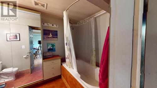 1830 Fourth Avenue, Rossland, BC - Indoor Photo Showing Bathroom