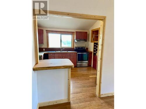 1830 Fourth Avenue, Rossland, BC - Indoor Photo Showing Kitchen With Double Sink