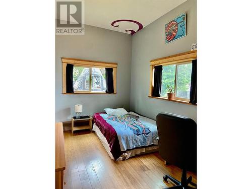 1830 Fourth Avenue, Rossland, BC - Indoor Photo Showing Bedroom