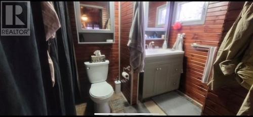 11 Rutland, Warren, ON - Indoor Photo Showing Bathroom