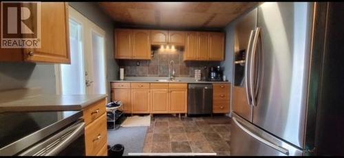 11 Rutland, Warren, ON - Indoor Photo Showing Kitchen