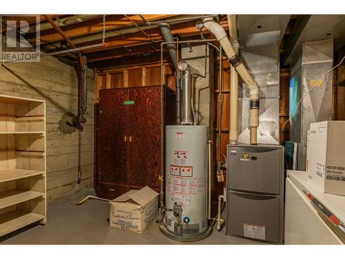 1912 Makayev  Road, Castlegar, BC - Indoor Photo Showing Basement