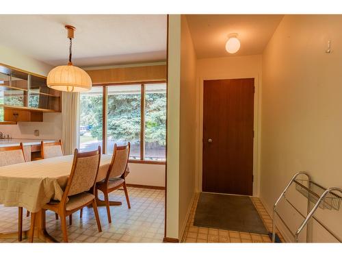 1912 Makayev Road, Castlegar, BC - Indoor