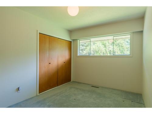 1912 Makayev Road, Castlegar, BC - Indoor Photo Showing Other Room