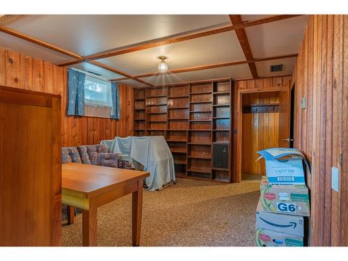 1912 Makayev Road, Castlegar, BC - Indoor