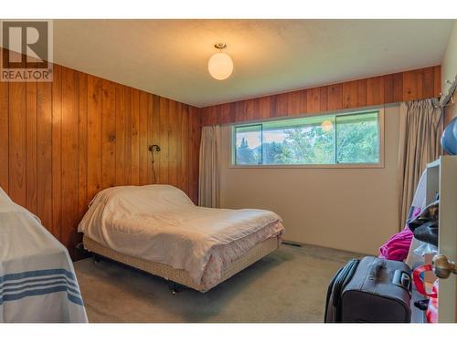 1912 Makayev  Road, Castlegar, BC - Indoor Photo Showing Bedroom