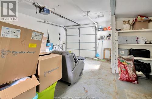 2559 Francois Road, Windsor, ON - Indoor Photo Showing Garage