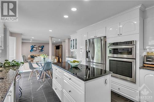 122 Marshfield Street, Ottawa, ON - Indoor Photo Showing Kitchen With Upgraded Kitchen