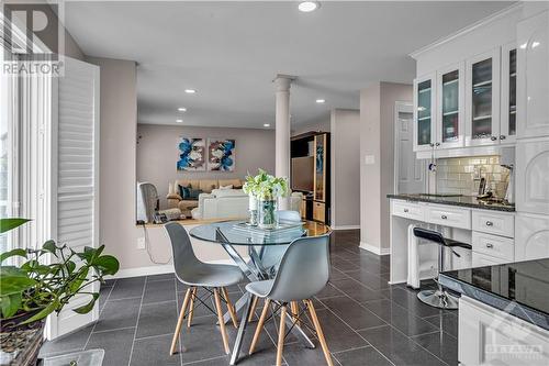 122 Marshfield Street, Ottawa, ON - Indoor Photo Showing Dining Room