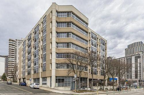 66 Bay Street S|Unit #413, Hamilton, ON 