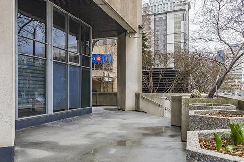 66 Bay Street S|Unit #413, Hamilton, ON 