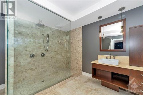 15 Marwood Court, Ottawa, ON - Indoor Photo Showing Bathroom