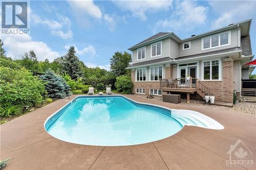 15 Marwood Court, Ottawa, ON - Outdoor With In Ground Pool