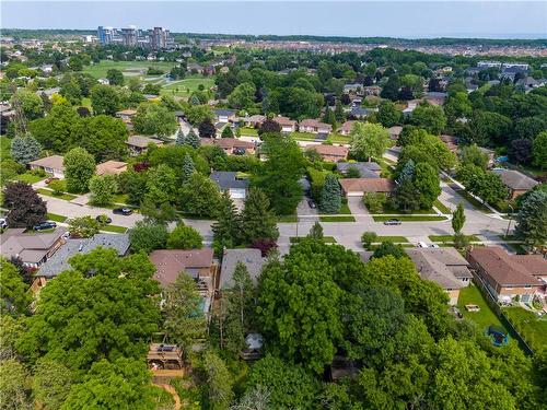 15 Laurendale Avenue, Waterdown, ON - Outdoor With View