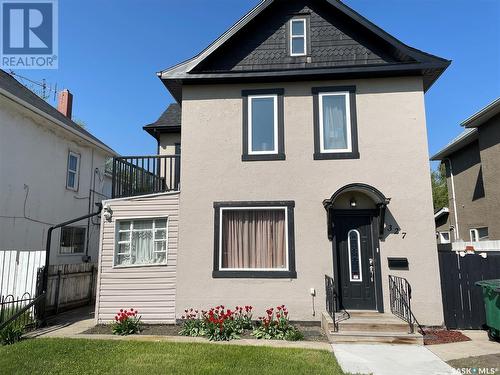 327 D Avenue S, Saskatoon, SK - Outdoor