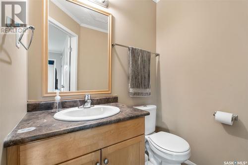 702 715 Hart Road, Saskatoon, SK - Indoor Photo Showing Bathroom